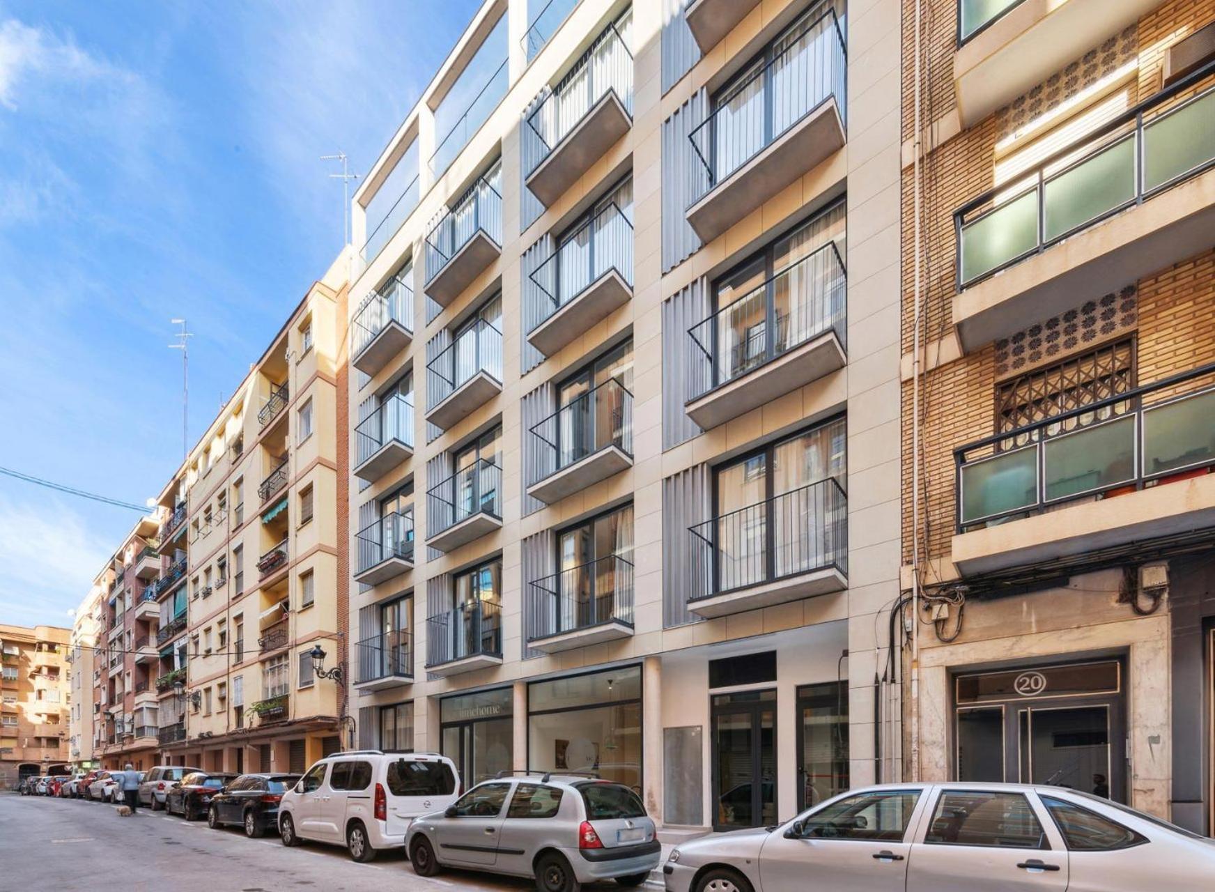 Limehome Valencia Carrer Del Pare Palau I Quer Exterior foto