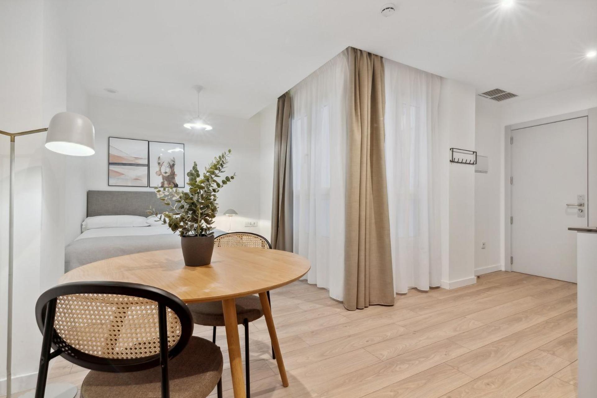 Limehome Valencia Carrer Del Pare Palau I Quer Zimmer foto